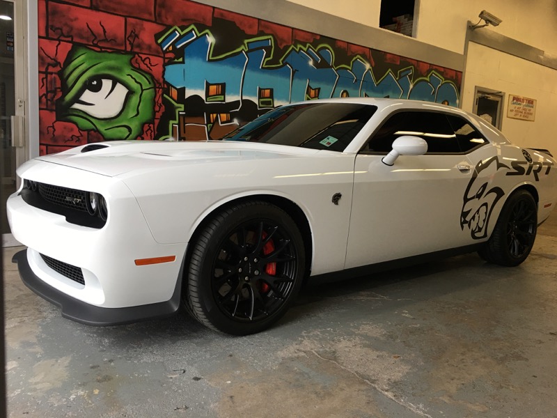 Dodge Challenger Graphics for SRT Hellcat Client (800 x 600 Pixel)